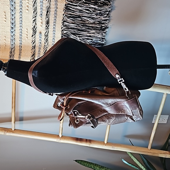 Vintage Leather Bucket Backpack Bag - Picture 4 of 8